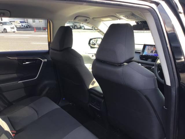 RAV4 X エアロパーツ/Bluetooth対応/バックカメラ/9インチナビ/車検2年付き(22枚目)