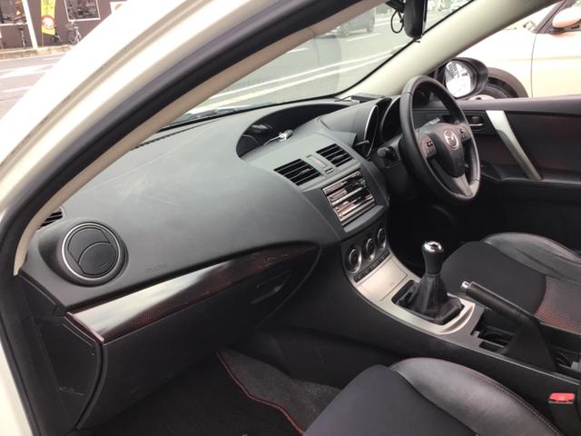 マツダスピードアクセラ ベースグレード　６速ＭＴ／ＥＴＣ／ドラレコ／車検９年１２月（21枚目）