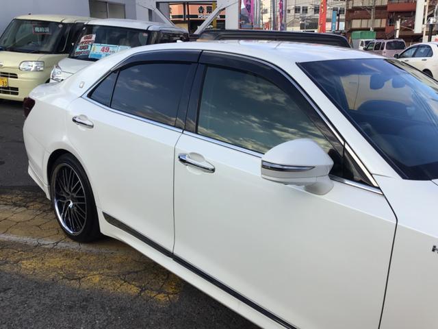 クラウンハイブリッド アスリートＧ　全方位モニター／ＥＴＣ／Ｂｌｕｅｔｏｏｔｈ対応／バックカメラ／車検１０年１月（15枚目）