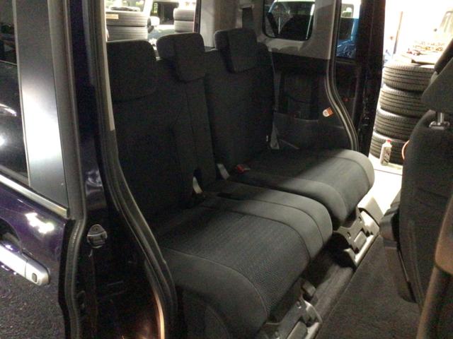 ルーミー カスタムＧ　両側電スラ／ＥＴＣ／Ｂｌｕｅｔｏｏｔｈ対応／シートヒーター／大型ナビ／テレビ＆バックカメラ（17枚目）