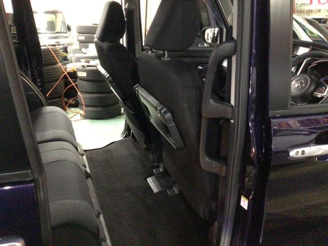 ルーミー カスタムＧ　両側電スラ／ＥＴＣ／Ｂｌｕｅｔｏｏｔｈ対応／シートヒーター／大型ナビ／テレビ＆バックカメラ（18枚目）