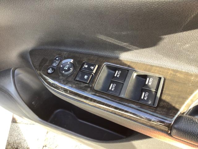 �C���^�[�l�b�g�Ɍf�ڂ���Ă��Ȃ��ӏ��ł���]�̕��ʂ̎ʐ^���������܂����炨�C�y�ɂ��\���t����������