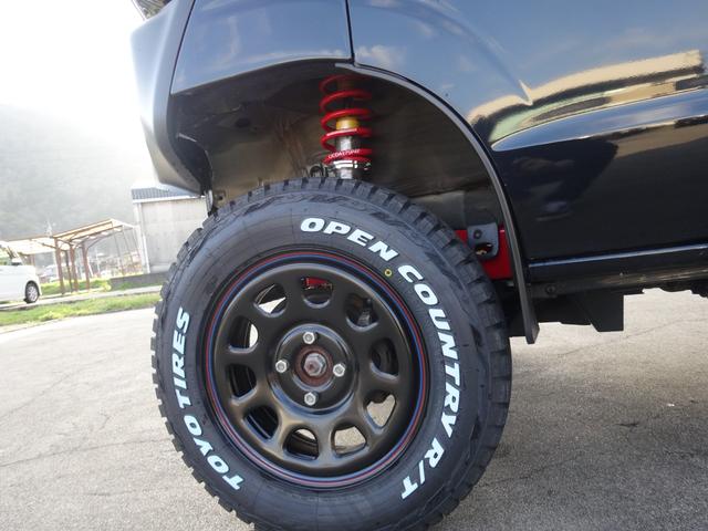 ジョイン 4WD 5MT ジムリィ仕様 4インチリフトアップ スズスポグリル スキッドプレート TOYOオープンカントリーRTタイヤ ホワイトレター LEDテールランプ LEDフロントウインカー(19枚目)