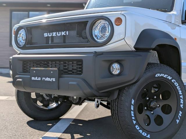 ジムニーシエラ ＪＣ　登録済み未使用車　オートマ車　４型最終モデル　カスタム車　リフトアップ　オートルビーズ仕様　スズスポグリル　ＴＯＹＯオープンカントリーホワイトレタータイヤ　Ｒａｍｏｎｅ２ホイール（2枚目）