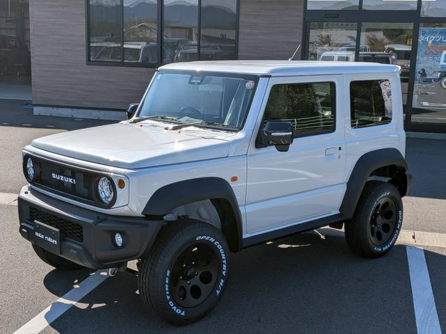 ジムニーシエラ ＪＣ　登録済み未使用車　オートマ車　４型最終モデル　カスタム車　リフトアップ　オートルビーズ仕様　スズスポグリル　ＴＯＹＯオープンカントリーホワイトレタータイヤ　Ｒａｍｏｎｅ２ホイール（10枚目）