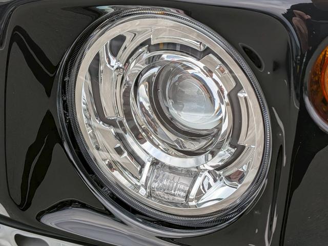 ジムニー ＸＣ　届出済未使用車　４型最終モデル　リフトアップ　ルーフラック付き　２２グリル　トーヨーオープンカントリーホワイトレタータイヤ　カスタム車　オートルビーズ仕様（12枚目）