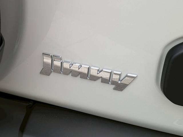 ジムニー ＸＣ　届出済未使用車　４型最終モデル　リフトアップ　ルーフラック付き　２２グリル　トーヨーオープンカントリーホワイトレタータイヤ　カスタム車　オートルビーズ仕様（17枚目）