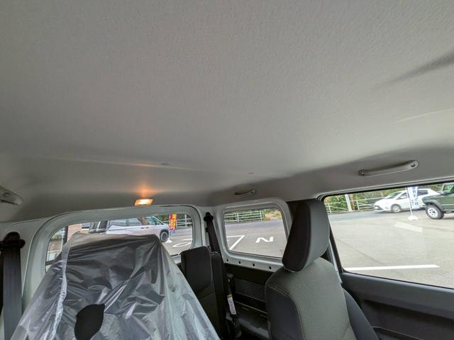 ジムニー ＸＣ　届出済未使用車　４型最終モデル　リフトアップ　ルーフラック付き　２２グリル　トーヨーオープンカントリーホワイトレタータイヤ　カスタム車　オートルビーズ仕様（33枚目）