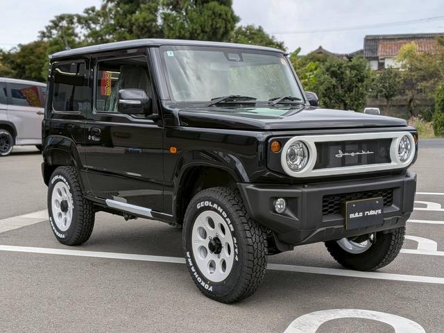 ジムニー ＸＣ　届出済未使用車　４型最終モデル　リフトアップ　スズスポグリル　ラモーン２　ヨコハマタイヤホワイトレター　ジオランダーＡＴホワイトレタータイヤ　カスタム車　オートルビーズ仕様（4枚目）
