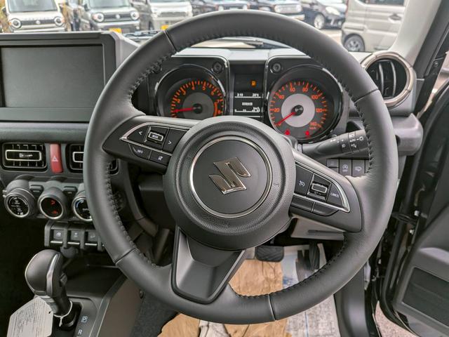 ジムニー ＸＣ　届出済未使用車　４型最終モデル　リフトアップ　スズスポグリル　ラモーン２　ヨコハマタイヤホワイトレター　ジオランダーＡＴホワイトレタータイヤ　カスタム車　オートルビーズ仕様（25枚目）