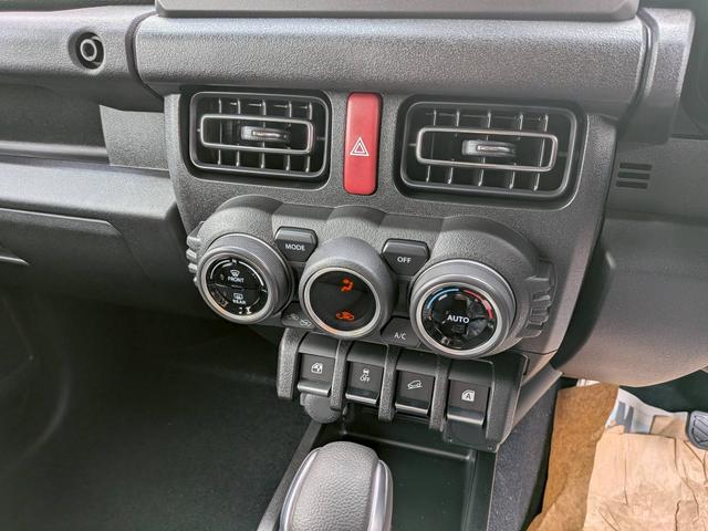 ジムニー ＸＣ　届出済未使用車　４型最終モデル　リフトアップ　スズスポグリル　ラモーン２　ヨコハマタイヤホワイトレター　ジオランダーＡＴホワイトレタータイヤ　カスタム車　オートルビーズ仕様（29枚目）