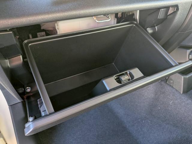 ジムニーシエラ JC 登録済未使用車 新型 5型 改良モデル リフトUP スズスポグリル ルーフキャリア Raomone2ホイール TOYOオープンカントリーRTタイヤ ホワイトレター ディスプレイオーディオ バックカメラ(41枚目)