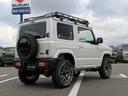 ジムニー ＸＣ　届出済未使用車　４型最終モデル　リフトアップ　ルーフラック付き　２２グリル　トーヨーオープンカントリーホワイトレタータイヤ　カスタム車　オートルビーズ仕様（5枚目）