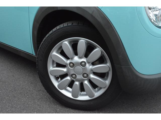 X 8インチフルセグナビ ビルトインETC 純正アルミホイール ワンオーナー 禁煙車 シートヒーター(29枚目)