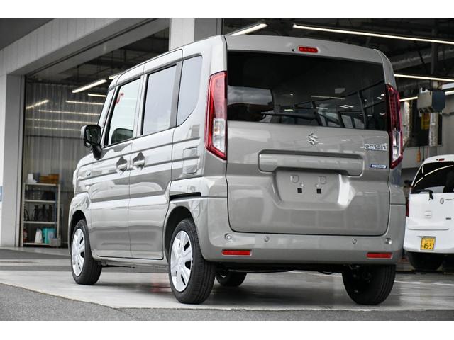 岡山県最大規模の複合店舗です。ガソリンから車検・整備・自動車販売・キズ凹みまでお任せください。