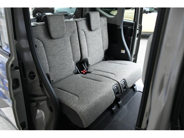 こちらのお車はグー故障診断済みです！グー故障診断とは、専用の診断機を用いて電子制御系装置をチェックするものです。目に見えない部分も故障がないかチェックし、クルマの隅々まで「見える化」しています。