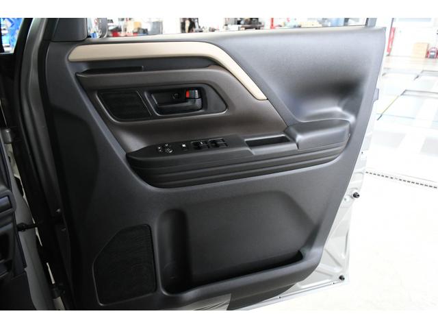 エルジオはグループでの一括仕入れを行うことで、カーナビやアルミホイルなど量販店以上の価格で販売しております。納車前のリクエストにはご期待を裏切りません。