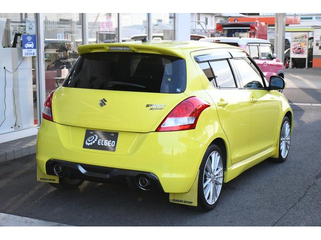 スイフトスポーツ ベースグレード　ベースグレード　６速ＭＴ　フルセグナビ　Ｂｌｕｅｔｏｏｔｈ対応　ＨＩＤヘッドライト　ＥＴＣ　純正１７インチアルミ　クルーズコントロール　スマートキー＆プッシュスタート　オートエアコン　禁煙車（4枚目）