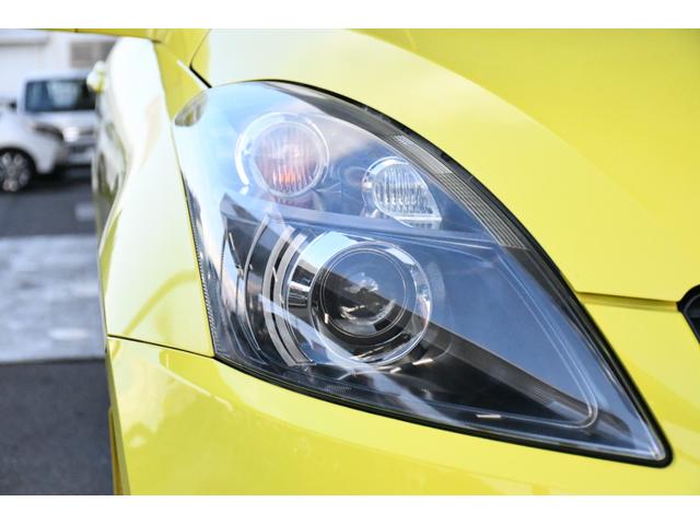 スイフトスポーツ ベースグレード　ベースグレード　６速ＭＴ　フルセグナビ　Ｂｌｕｅｔｏｏｔｈ対応　ＨＩＤヘッドライト　ＥＴＣ　純正１７インチアルミ　クルーズコントロール　スマートキー＆プッシュスタート　オートエアコン　禁煙車（5枚目）