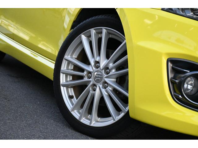 スイフトスポーツ ベースグレード　ベースグレード　６速ＭＴ　フルセグナビ　Ｂｌｕｅｔｏｏｔｈ対応　ＨＩＤヘッドライト　ＥＴＣ　純正１７インチアルミ　クルーズコントロール　スマートキー＆プッシュスタート　オートエアコン　禁煙車（7枚目）