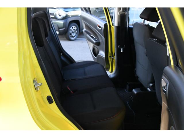 スイフトスポーツ ベースグレード　ベースグレード　６速ＭＴ　フルセグナビ　Ｂｌｕｅｔｏｏｔｈ対応　ＨＩＤヘッドライト　ＥＴＣ　純正１７インチアルミ　クルーズコントロール　スマートキー＆プッシュスタート　オートエアコン　禁煙車（49枚目）