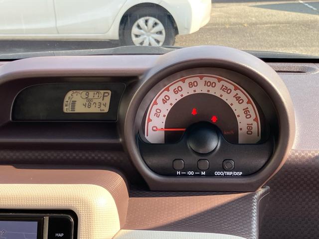 ポルテ Ｆ　禁煙車　ナビＴＶ　バックカメラ　Ｂｌｕｅｔｏｏｔｈ接続　パワースライドドア　スマートキー　プッシュスタート　社外アルミホイール　ＥＴＣ　オートライト　ＨＩＤ＆フォグ　取扱説明書　記録簿　横滑り防止装置（9枚目）