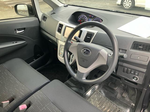 ステラ カスタムＲ　ナビＴＶ　バックカメラ　ＥＴＣ　スマートキー　プッシュスタート　アルミホイール　オートエアコン　アイドリングストップ　盗難防止装置　ベンチシート　ＡＢＳ　エアバッグ（9枚目）