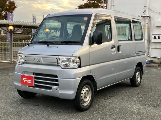 ミニキャブバン CD ハイルーフ 両側スライドドア 5速マニュアル(MT)車 エアコン パワーステアリング エアバッグ メンテナンスノート 取扱説明書(4枚目)