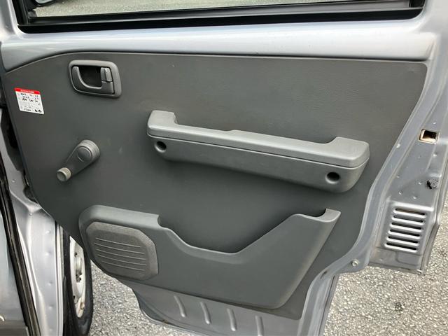 ミニキャブバン CD ハイルーフ 両側スライドドア 5速マニュアル(MT)車 エアコン パワーステアリング エアバッグ メンテナンスノート 取扱説明書(22枚目)