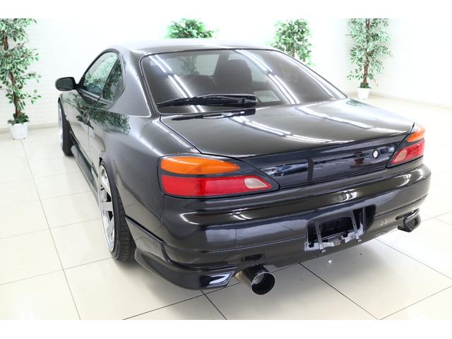 スペックR 車高調 社外18インチアルミ 前置きインタークーラー HKSエアクリーナー 社外ラジエーター BLITZマフラー(4枚目)