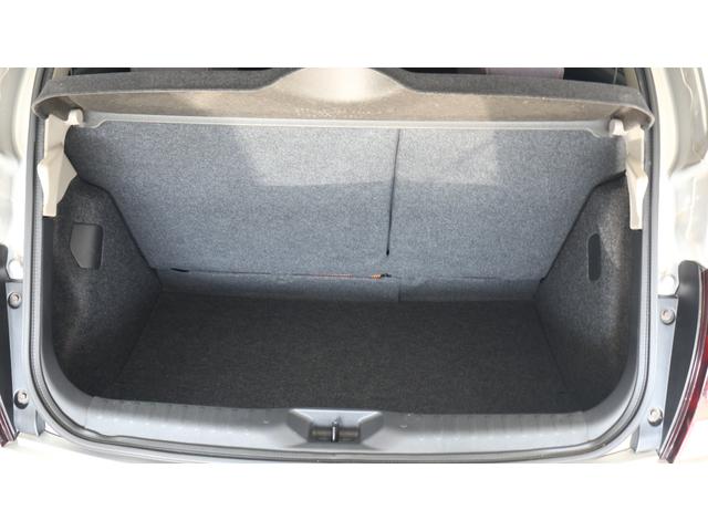 マーチ １２ＳＲ　５速ＭＴ　純正１５インチアルミ　Ｂｌｕｅｔｏｏｔｈオーディオ　ＥＴＣ（67枚目）