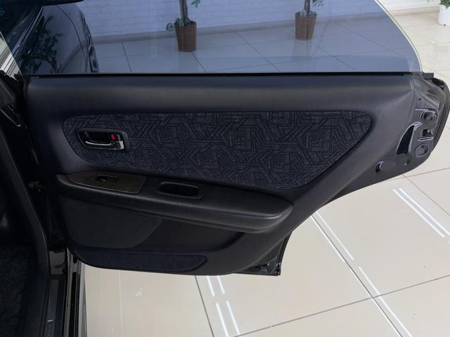 チェイサー ツアラーＶ　ＭＴ載せ替え公認　ＷＯＲＫ１９インチアルミ　ＨＰＩアルミラジエター　車高調　ＨＫＳエアクリーナー　社外マフラー　修復歴無（68枚目）