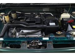 エンジンオイルを新品に交換させて頂いてから納車させて頂きます！ 5