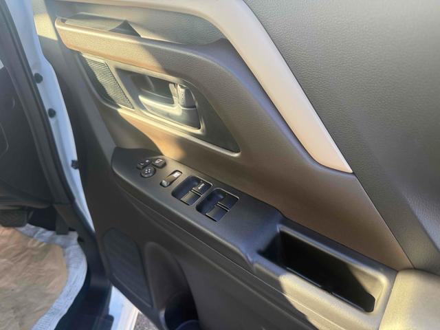 スペーシア ハイブリッドX 両側電動スライドドア クリアランスソナー 衝突被害軽減システム LEDヘッドランプ スマートキー アイドリングストップ 電動格納ミラー シートヒーター ベンチシート CVT 盗難防止システム(8枚目)