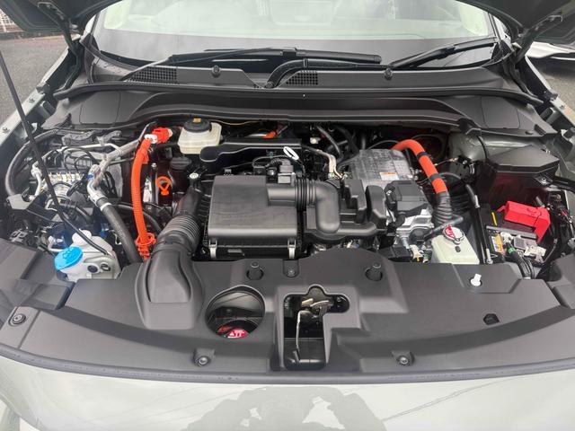 ヴェゼル ｅ：ＨＥＶ　Ｘ・ＨｕＮＴパッケージ　クリアランスソナー　オートクルーズコントロール　レーンアシスト　衝突被害軽減システム　オートライト　ＬＥＤヘッドランプ　アルミホイール　スマートキー　電動格納ミラー　ＣＶＴ　盗難防止システム（19枚目）