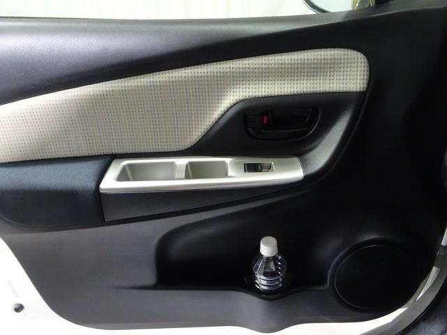 ヴィッツ Ｆ　４ＷＤ　ワンセグ　メモリーナビ　ミュージックプレイヤー接続可　バックカメラ　ワンオーナー　記録簿（30枚目）