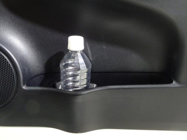 ヴィッツ Ｆ　４ＷＤ　ワンセグ　メモリーナビ　ミュージックプレイヤー接続可　バックカメラ　ワンオーナー　記録簿（34枚目）