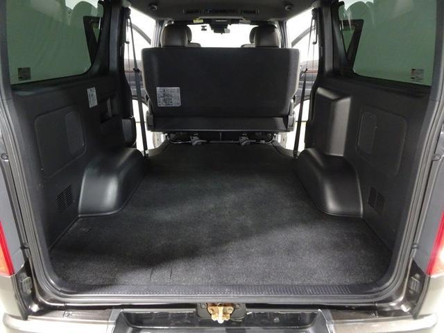 ハイエースバン ロングスーパーＧＬ　ディーゼル　４ＷＤ　フルセグ　メモリーナビ　ＤＶＤ再生　バックカメラ　衝突被害軽減システム　オートマチックハイビーム　ＥＴＣ　ドラレコ　スマートキー　両側電動スライド　ＬＥＤヘッドランプ　純正アルミ（16枚目）