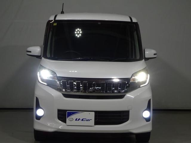 暗い夜道も明るく照らすディスチャージヘッドライト装着車！夜間のドライブも安心です。悪天候の運転をサポートするフォグランプも付いています。