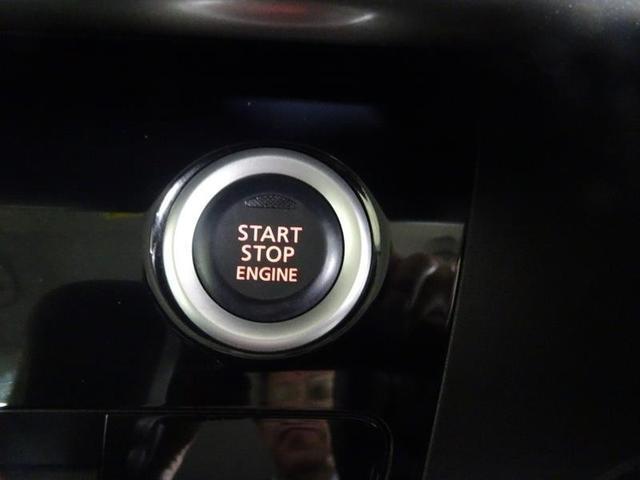 プッシュボタンでエンジンスタート。スマートキーでドアの解錠・施錠からエンジンスタートまでラクラク操作♪
