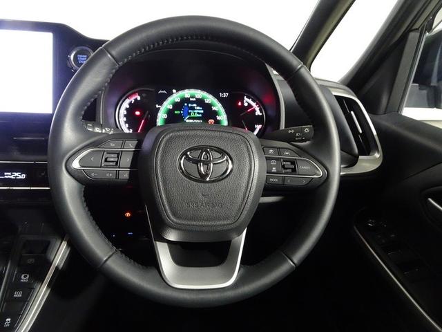 ヴォクシー Ｓ－Ｚ　フルセグ　メモリーナビ　ＤＶＤ再生　ミュージックプレイヤー接続可　後席モニター　バックカメラ　衝突被害軽減システム　ＥＴＣ　ドラレコ　両側電動スライド　ＬＥＤヘッドランプ　乗車定員７人　３列シート（8枚目）