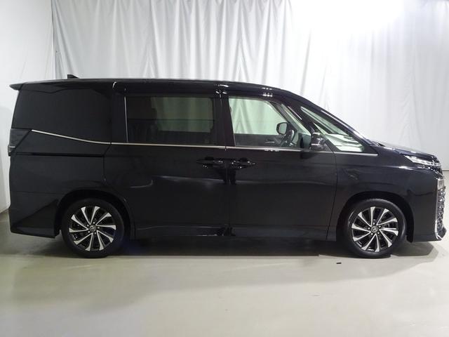 ヴォクシー Ｓ－Ｚ　フルセグ　メモリーナビ　ＤＶＤ再生　ミュージックプレイヤー接続可　後席モニター　バックカメラ　衝突被害軽減システム　ＥＴＣ　ドラレコ　両側電動スライド　ＬＥＤヘッドランプ　乗車定員７人　３列シート（20枚目）