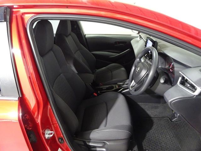 �t�����g�V�[�g�́A�������Ⓑ���ԉ^�]���Ă����ɂ������S�n�ǂ����K�h���C�u�B