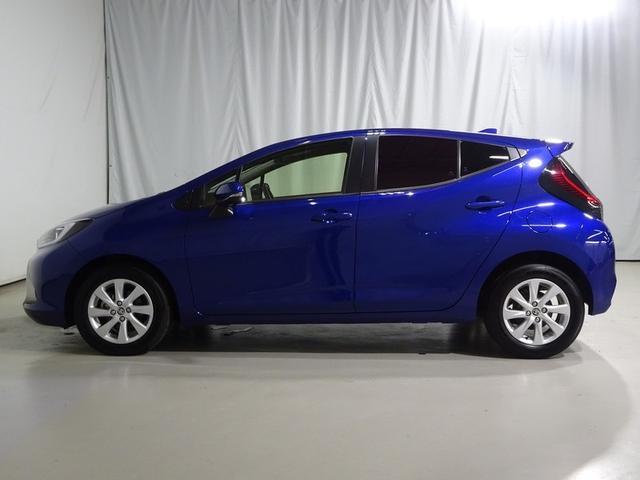 アクア Ｚ　フルセグ　メモリーナビ　ＤＶＤ再生　ミュージックプレイヤー接続可　バックカメラ　衝突被害軽減システム　ＥＴＣ　ドラレコ　ＬＥＤヘッドランプ　ワンオーナー（3枚目）