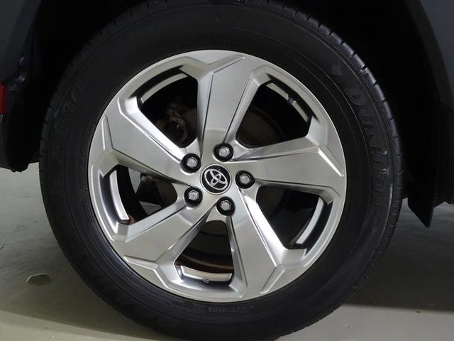 RAV4 ハイブリッドG 4WD フルセグ メモリーナビ DVD再生 バックカメラ 衝突被害軽減システム ドラレコ LEDヘッドランプ ワンオーナー 記録簿(5枚目)