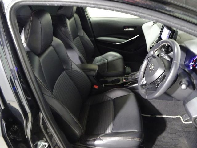 カローラツーリング ハイブリッド　ダブルバイビー　フルセグ　メモリーナビ　ミュージックプレイヤー接続可　バックカメラ　衝突被害軽減システム　ＥＴＣ　ＬＥＤヘッドランプ　ワンオーナー　記録簿（12枚目）