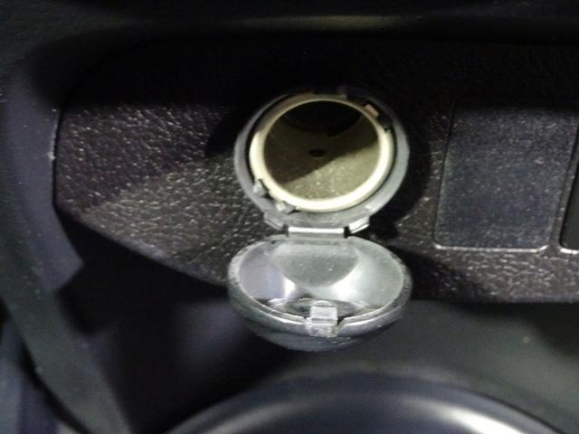 ヴィッツ ハイブリッドF セーフティーエディション ワンセグ メモリーナビ ミュージックプレイヤー接続可 バックカメラ 衝突被害軽減システム ETC ドラレコ LEDヘッドランプ ワンオーナー(31枚目)