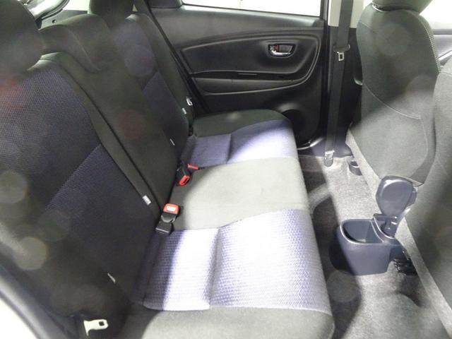 ヴィッツ ハイブリッドF セーフティーエディション ワンセグ メモリーナビ ミュージックプレイヤー接続可 バックカメラ 衝突被害軽減システム ETC ドラレコ LEDヘッドランプ ワンオーナー(35枚目)