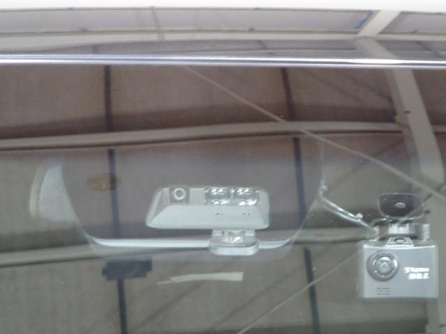 デリカD:5 P 4WD フルセグ メモリーナビ DVD再生 ミュージックプレイヤー接続可 バックカメラ 衝突被害軽減システム ETC ドラレコ 両側電動スライド LEDヘッドランプ 乗車定員7人 3列シート(6枚目)