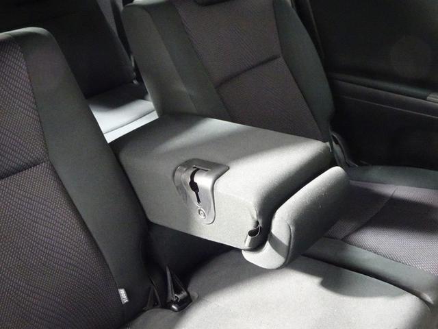 �|���̃����Z���^�[�A�[�����X�g�t���B